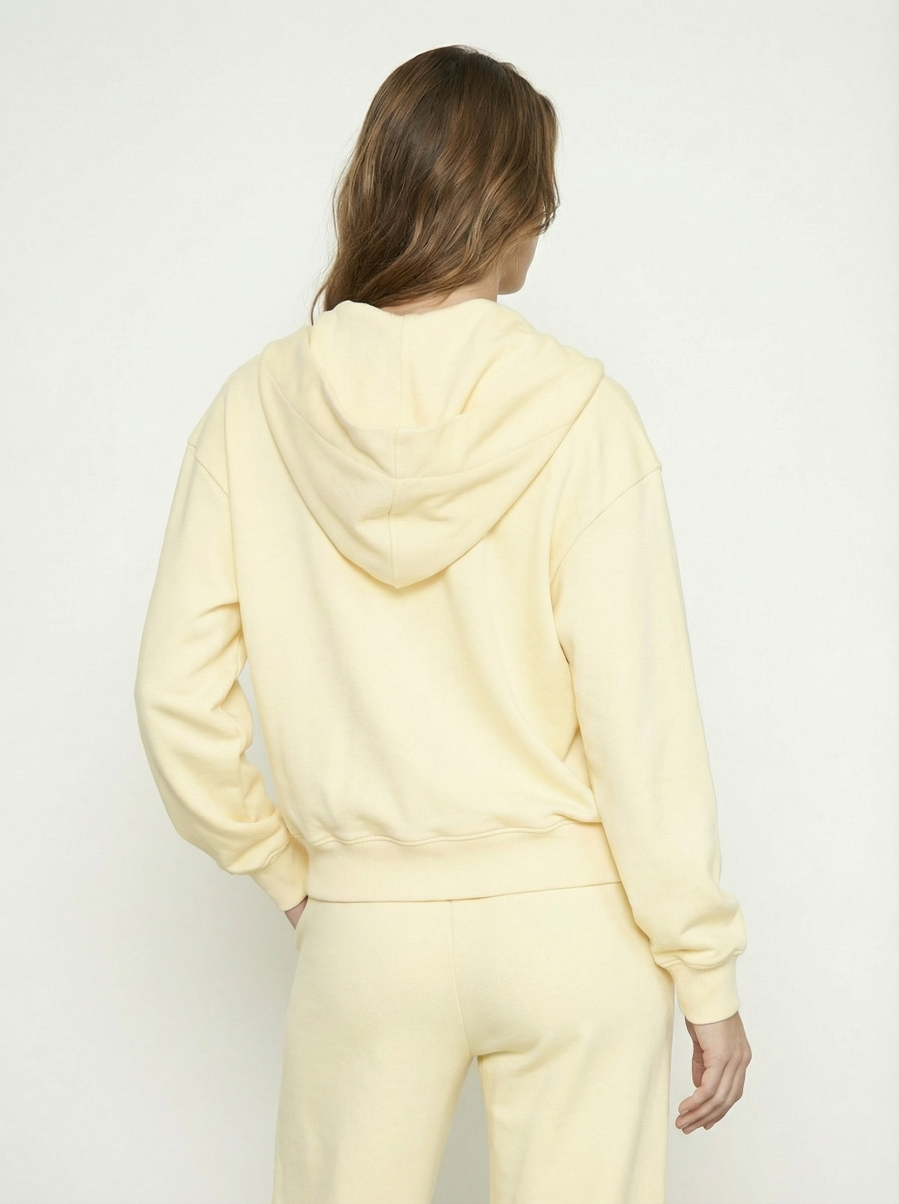 PANTALONE CON APPLICAZIONI SULLE TASCHE