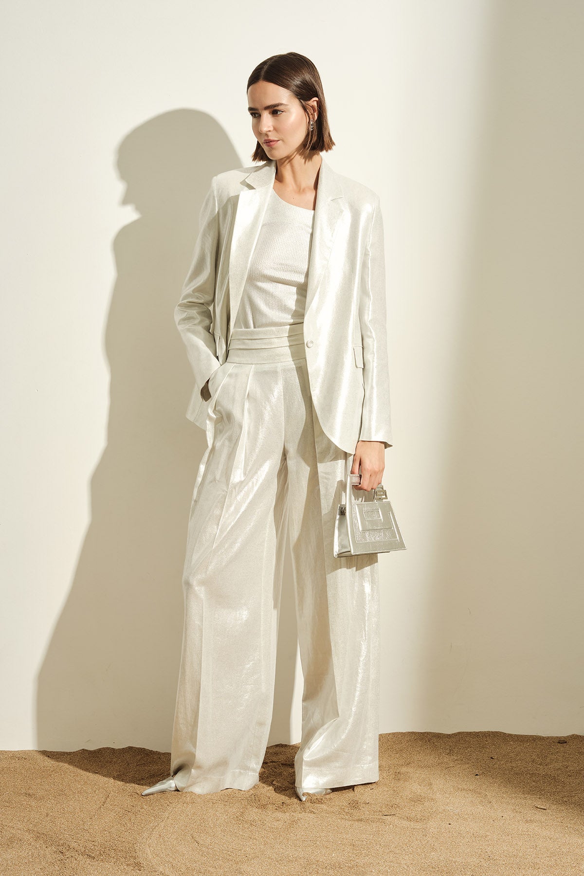 PANTALONE IN LINO A VITA ALTA