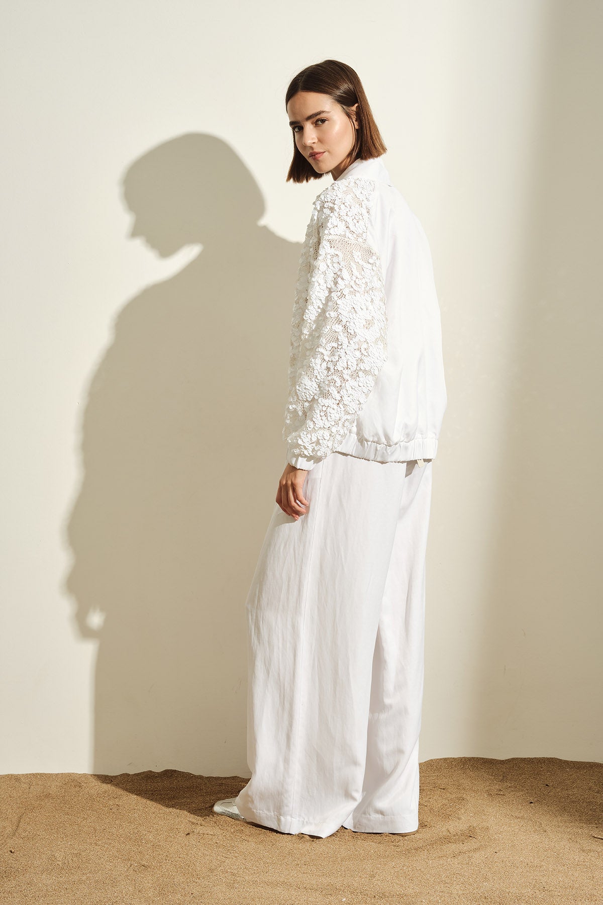 CARDIGAN IN PIZZO CON PAILETTES ALL OVER