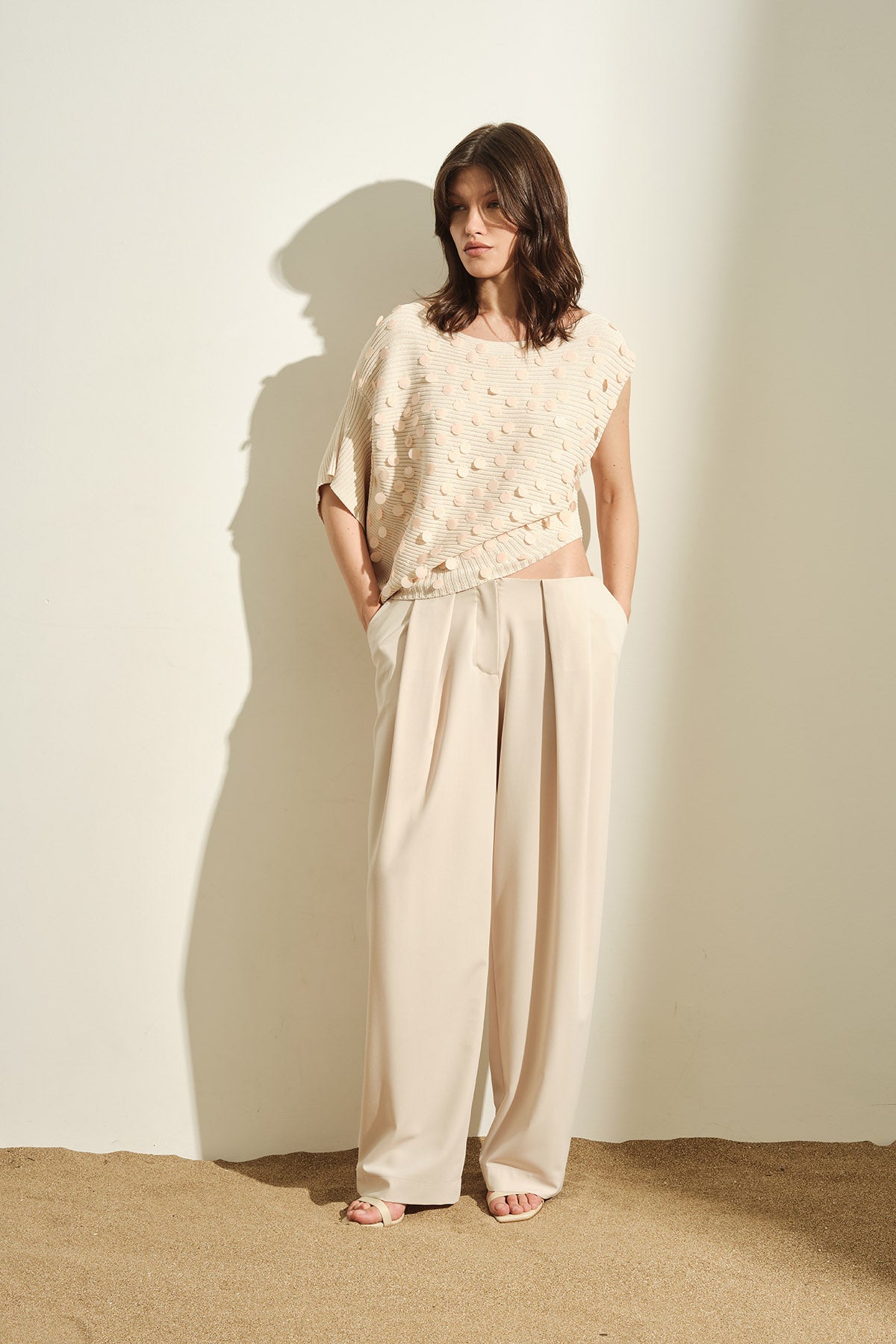TOP IN MAGLIA CON MAXI PAILLETTES