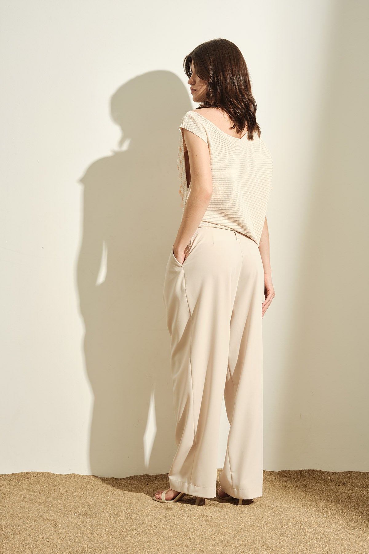 TOP IN MAGLIA CON MAXI PAILLETTES